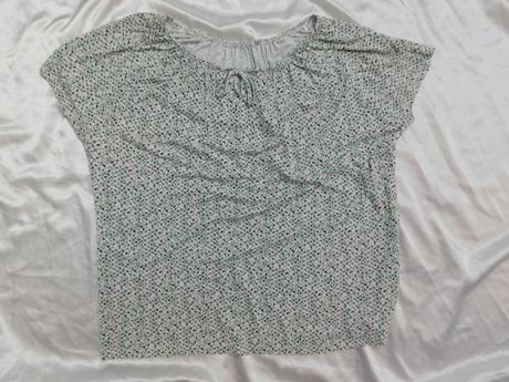 Kvalitna tričkova bluzka, 48