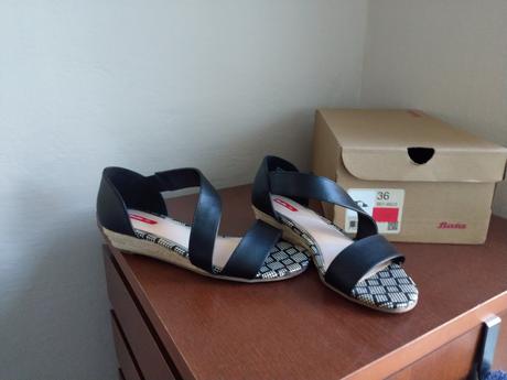 Sandále, baťa,36