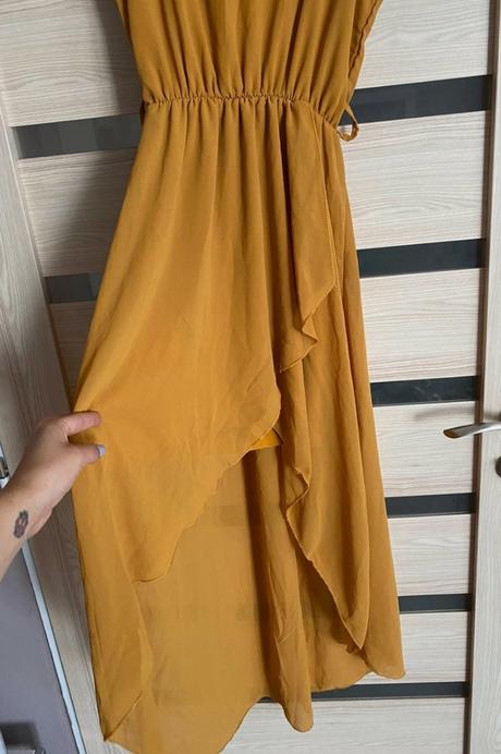 Horčicové šaty, m