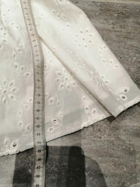 Madeirové maslovobiele šaty vm, podšívka na sukni, zara,m