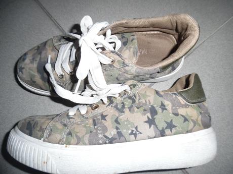 Maskáčové marquiiz, 36