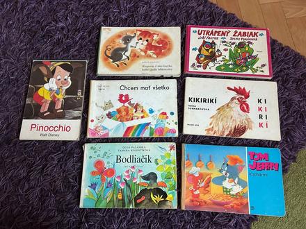 Sada 7 ks tvrdých knižiek, 