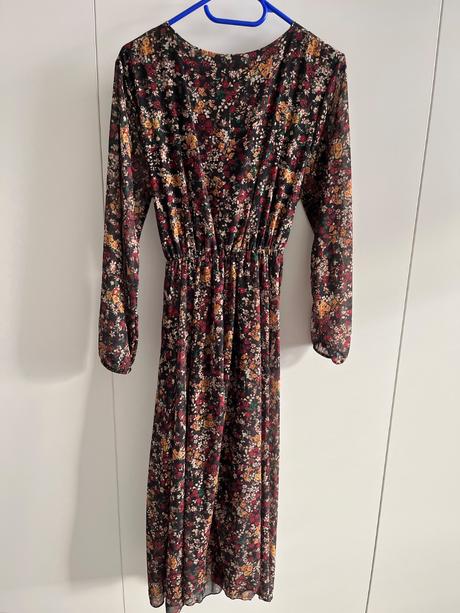 Kvietkované midi šaty, s