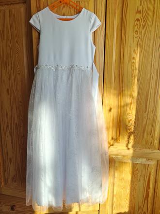 Šaty na 1. sv. prijímanie, 134