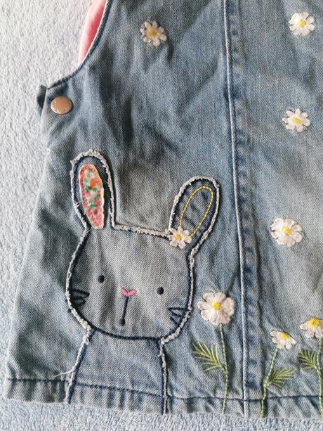 Kompletik sukňa a body, f&f,74