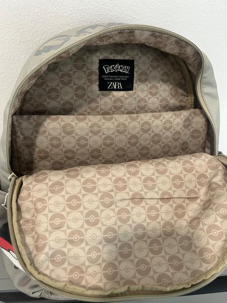 Nový ruksak pokemon, zara