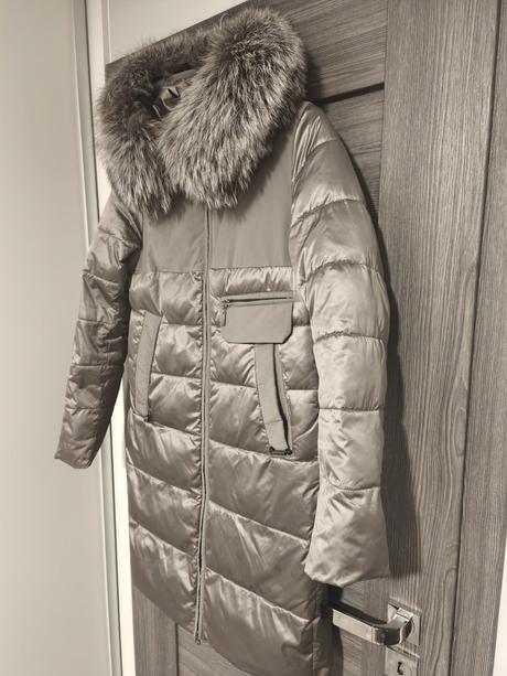 Zimna paperova bunda s pravou kozusinou, s