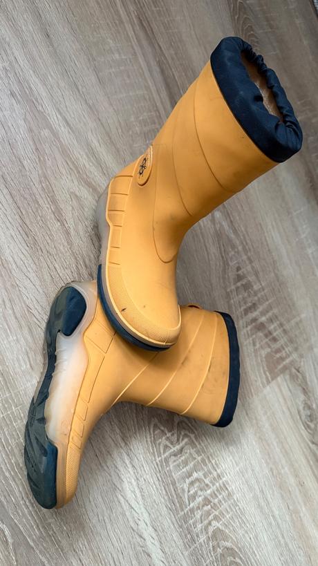 Gumáky 28/29, lupilu,28