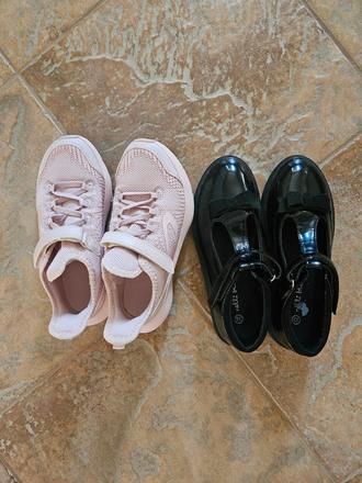 Balík topánok 33, 33