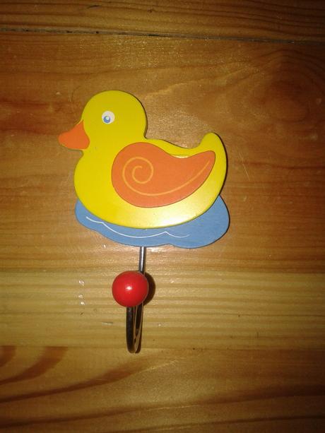 Drevenne vešiačiky spolu - 6 eur,