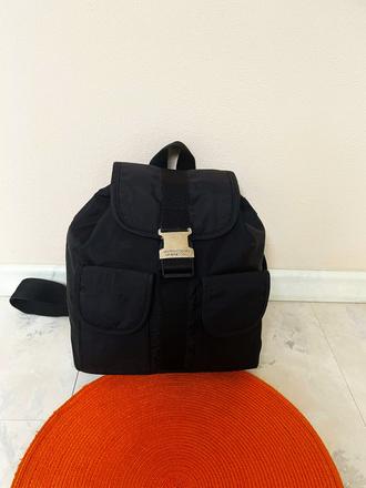 Kvalitný rupsak benetton, benetton