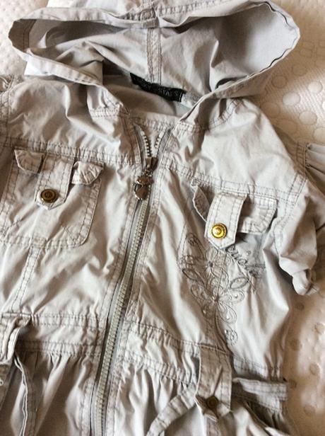 Balónové bavlnené šaty s kapucou v. 122/128, 122