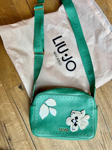 Kabelka liu jo, liu jo