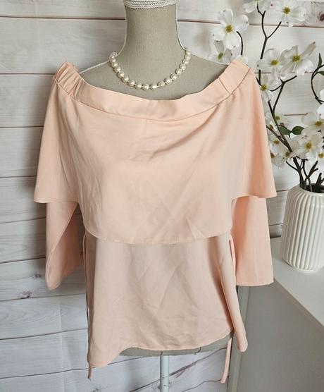 Krásna zaujímavá blúzka na ramená millenium, m