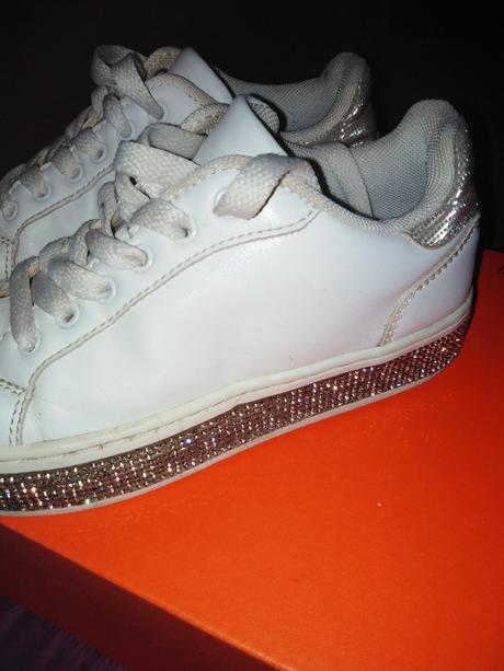 Tenisky s kamienkami, graceland,32