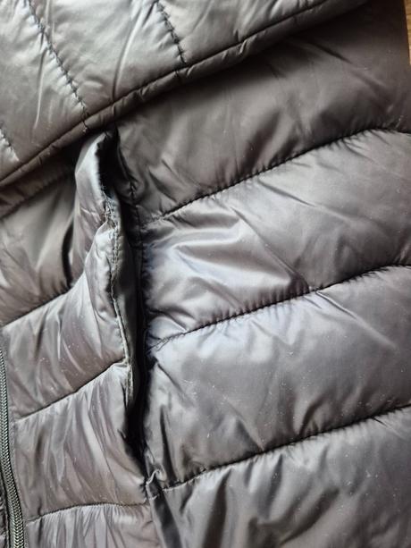 Čierna vetrovka veľ. s, sinsay,s