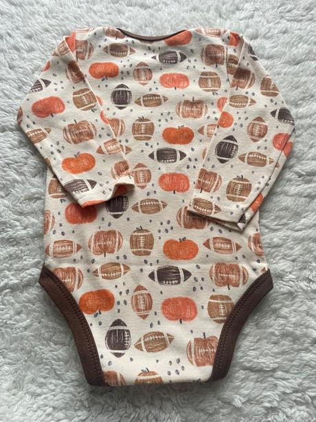 Trio bezovych body chick pea, 74