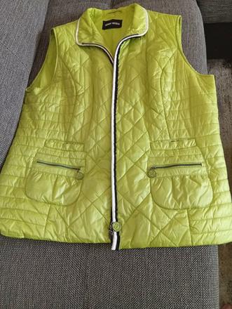 Šušťakova vesta tenká a ľahká, 48