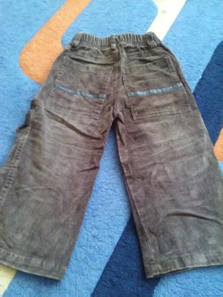 Tmavé menčestráky, 104