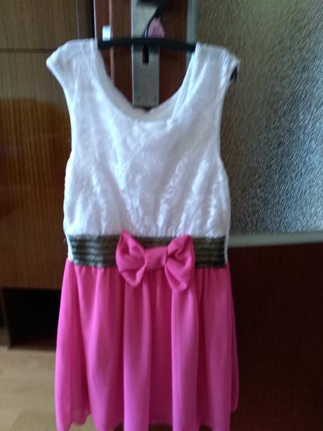 Šaty plus klobúk, 134