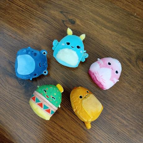 Mikro squishmallows 5ks,