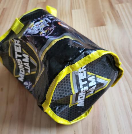 Taška monster jam, 