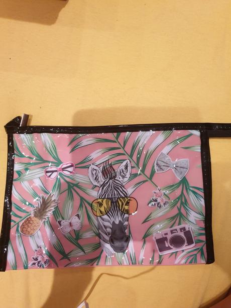 Kozmetická tasticka, 