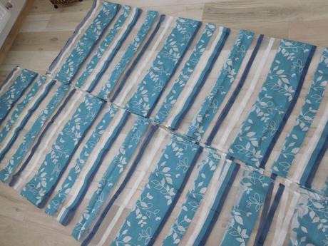 Tylové záclony po okrajoch okna-2x,