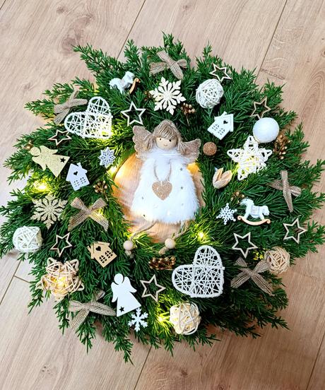 Vianočný veniec s osvetlením, 