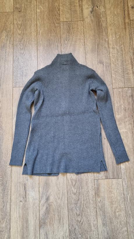 Sivý svetrík na zips, lindex,146