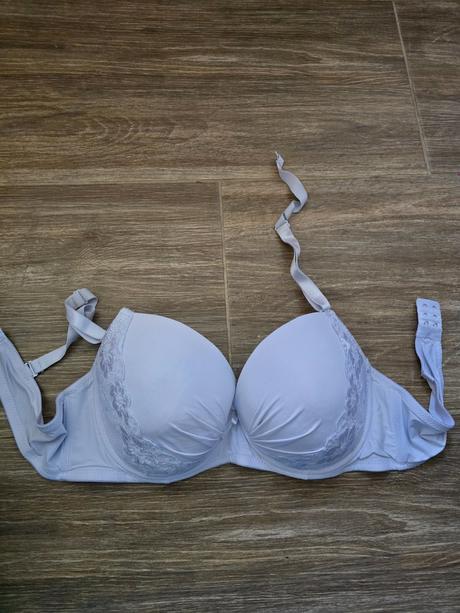 Posprsenka 44 d, 85d