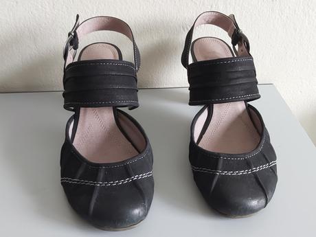 Čierne sandalky, baťa,37