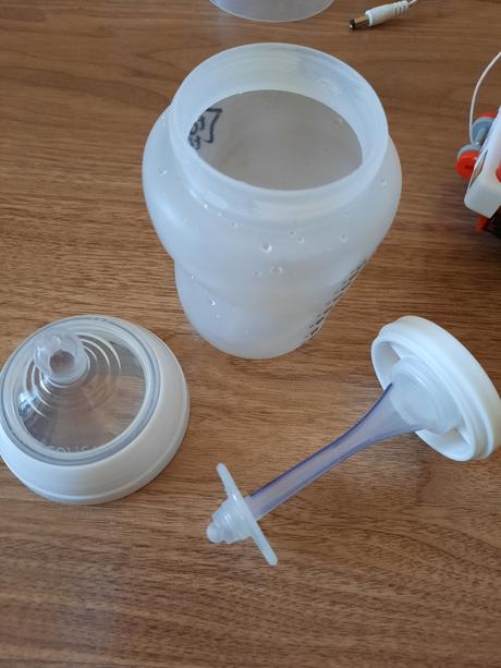 Elektrickà odsàvačka mlieka s flašou anti colic, 