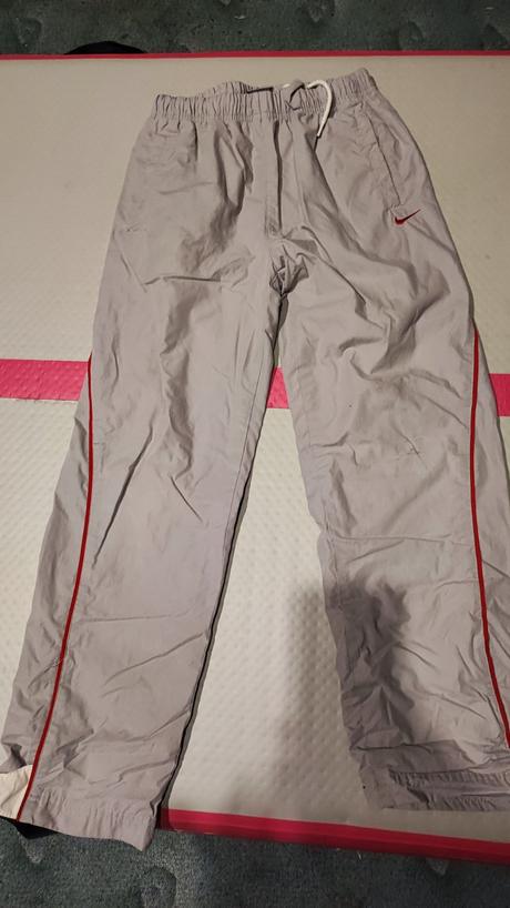 Sustaky podsite, nike,140