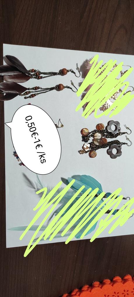 Bižutéria - náušnice,