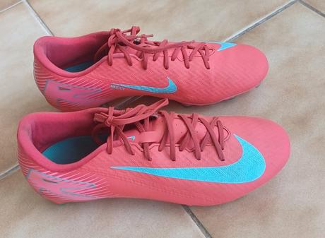 Kopačky nike ešte v záruke, nike,41