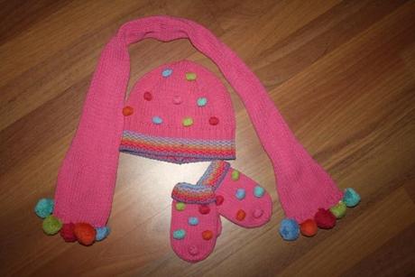 Čiapka rukavičky a šálik, next,92