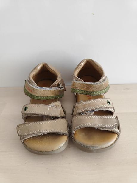 Elegantné sandále, elefanten,23