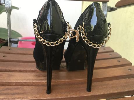 Cierne lodicky massimo poli, 36