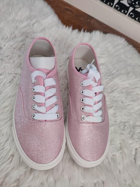 Trblietavé tenisky, deichmann,36