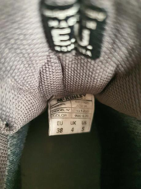 Turisticke topanky, 38