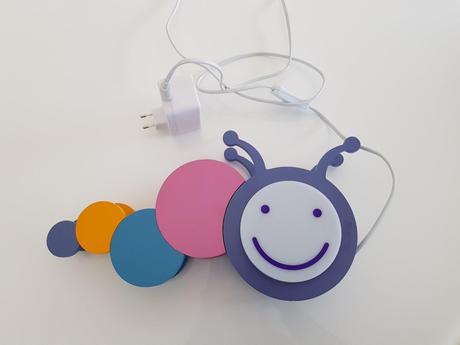 Stolná lampa húsenica, 