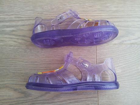 Sandalky do vody nenosene cena s poštou, 25