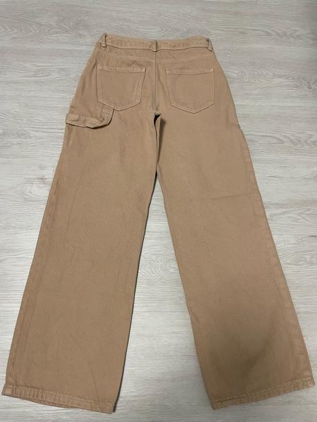 Moderné dievčenské nohavice., c&a,152