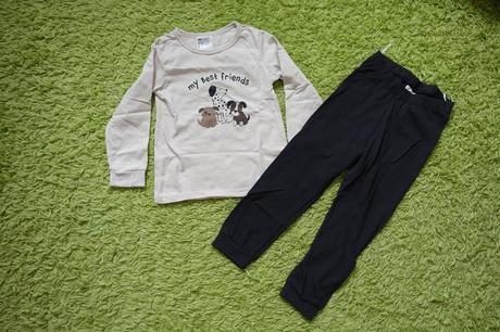 Pyžamo so psíkami, h&m,98