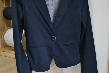 Tmavomodré sako s, s