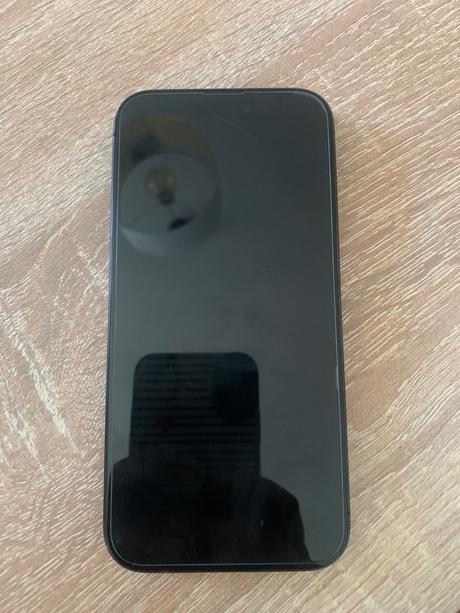 I phone 15 pro, apple