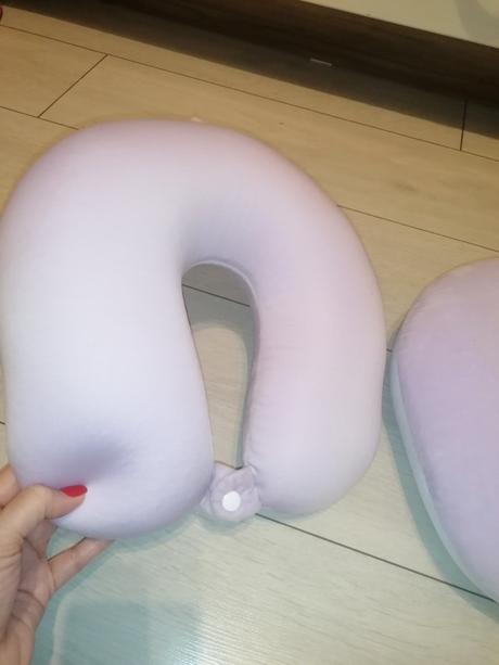 2ks cestovný vankúš, 