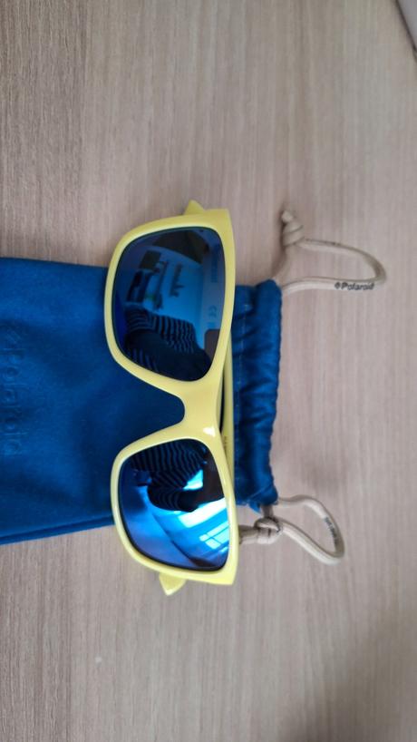 Slnečné polarizačné okuliare zn. polaroid, polaroid