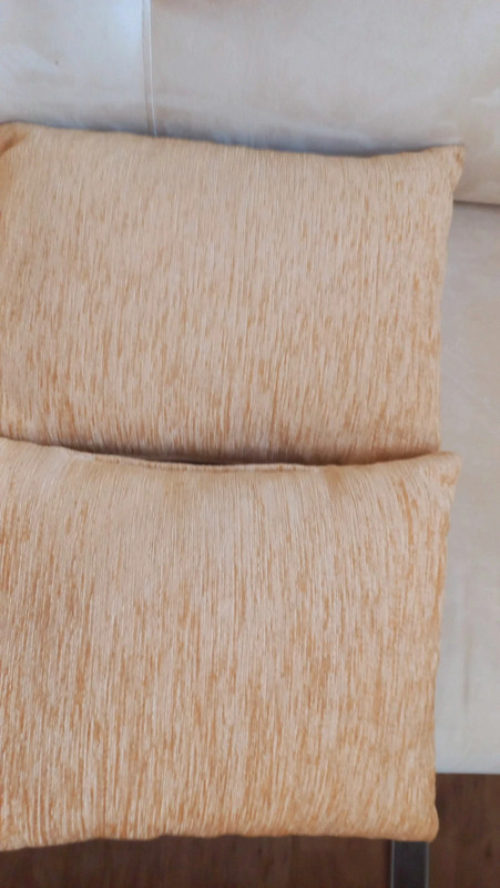 Vankúše dekoračné,